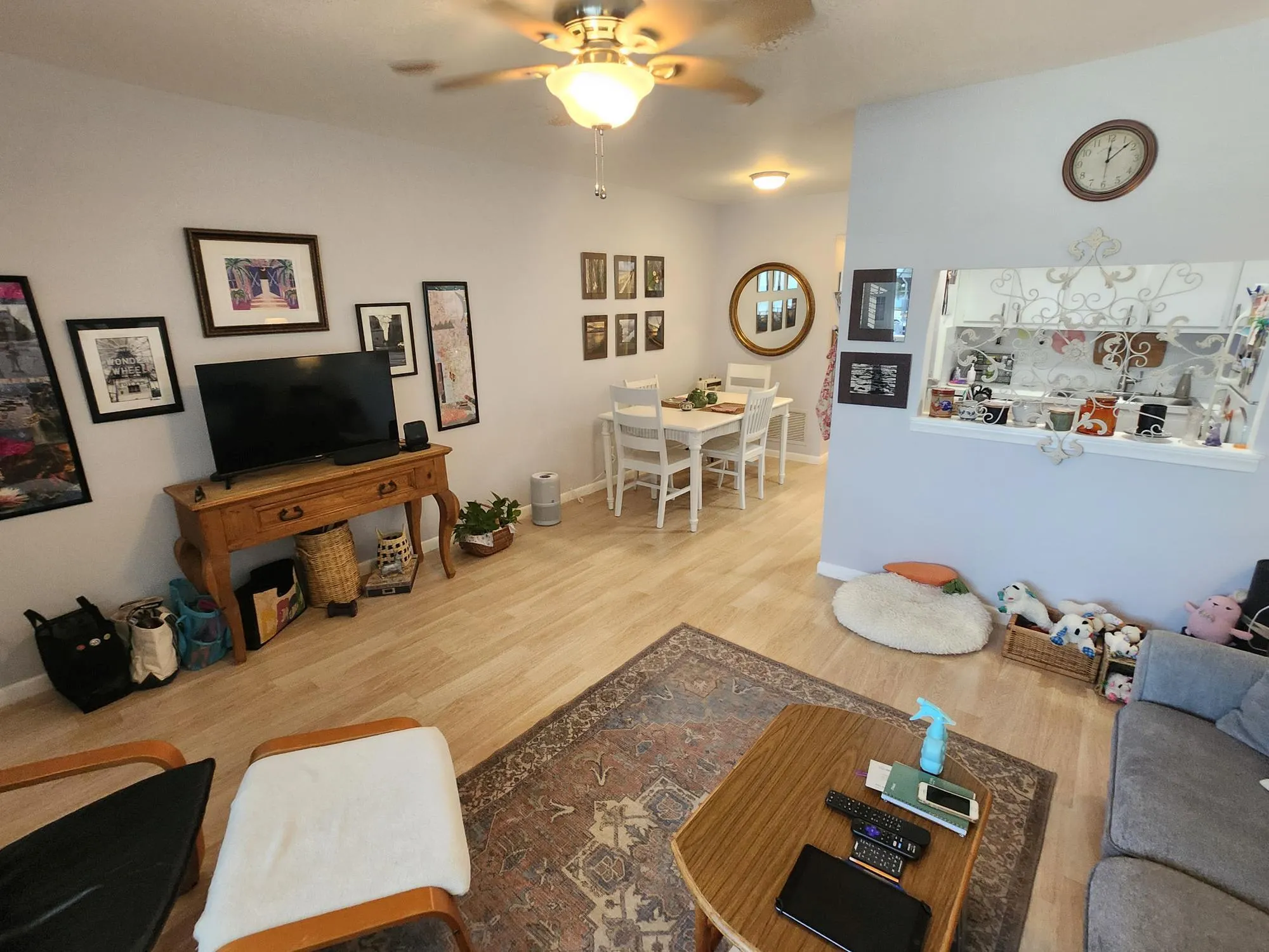 3280 Cynthia Lane, #211
