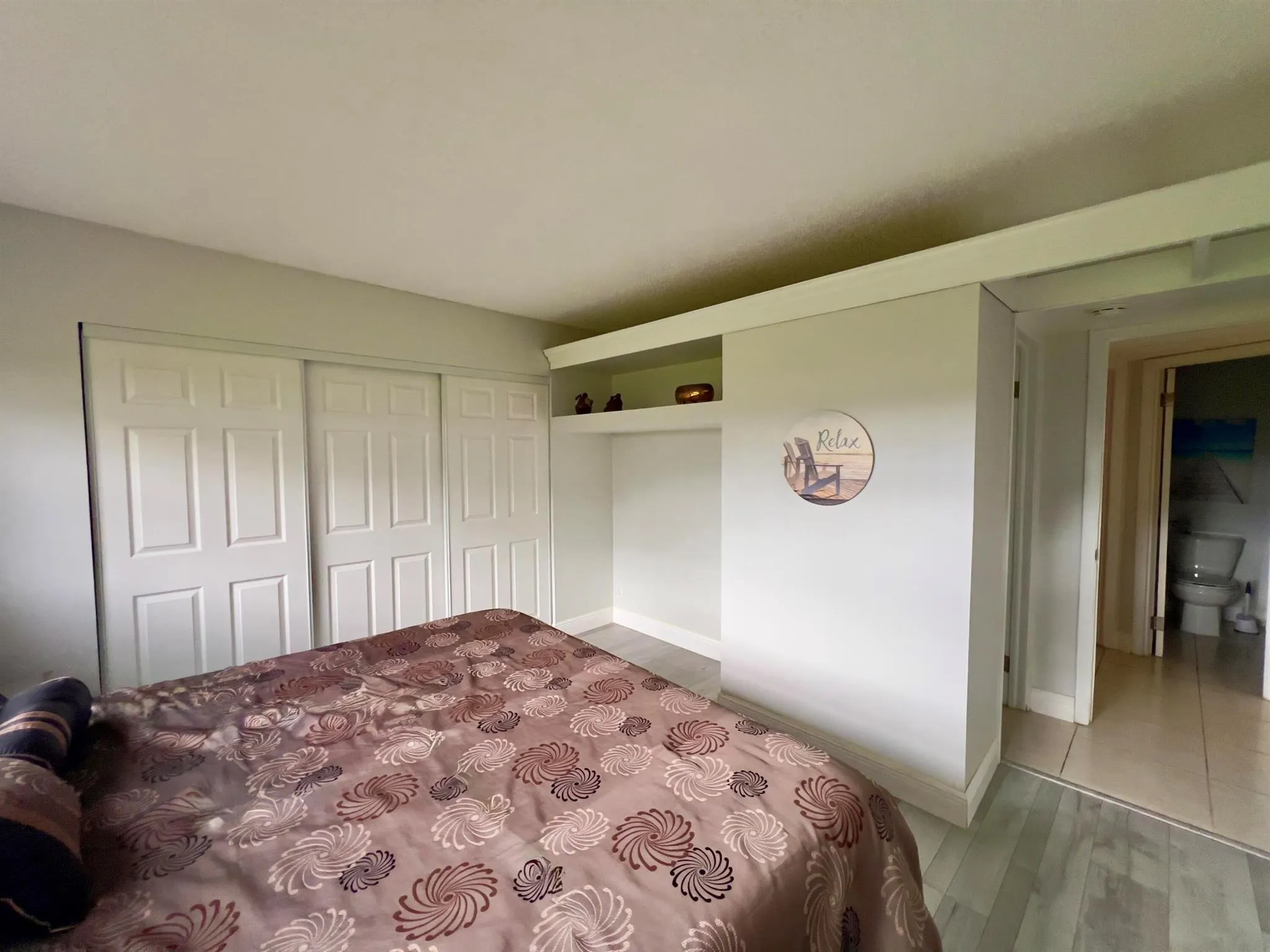 3500 NW 48th Avenue, #402