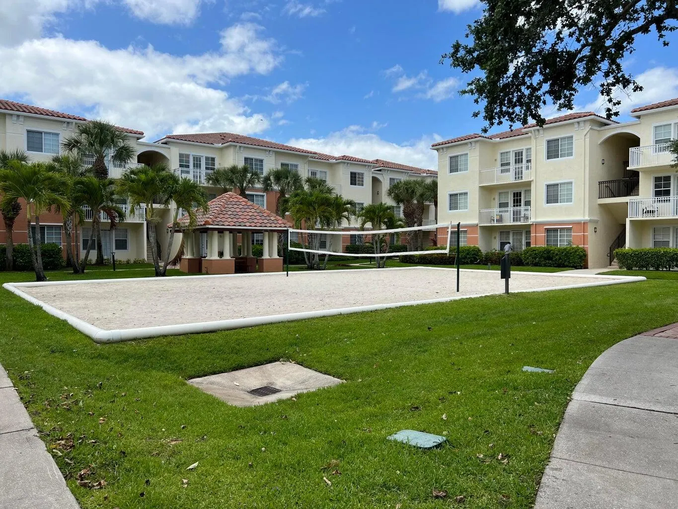 9825 Baywinds 1304 Drive, #1304