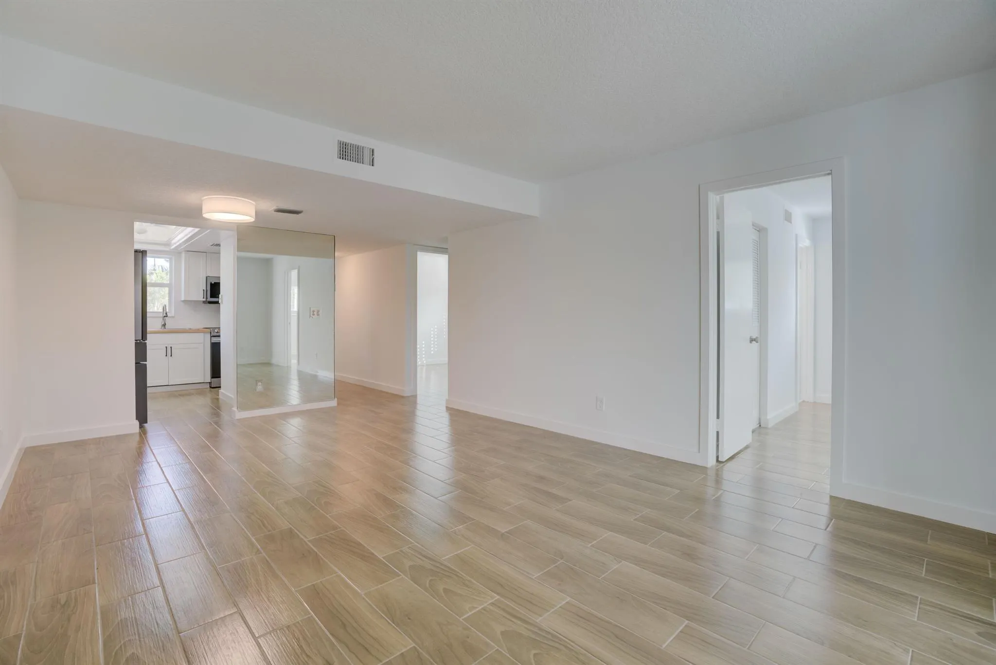 18081 SE Country Club Drive, #101