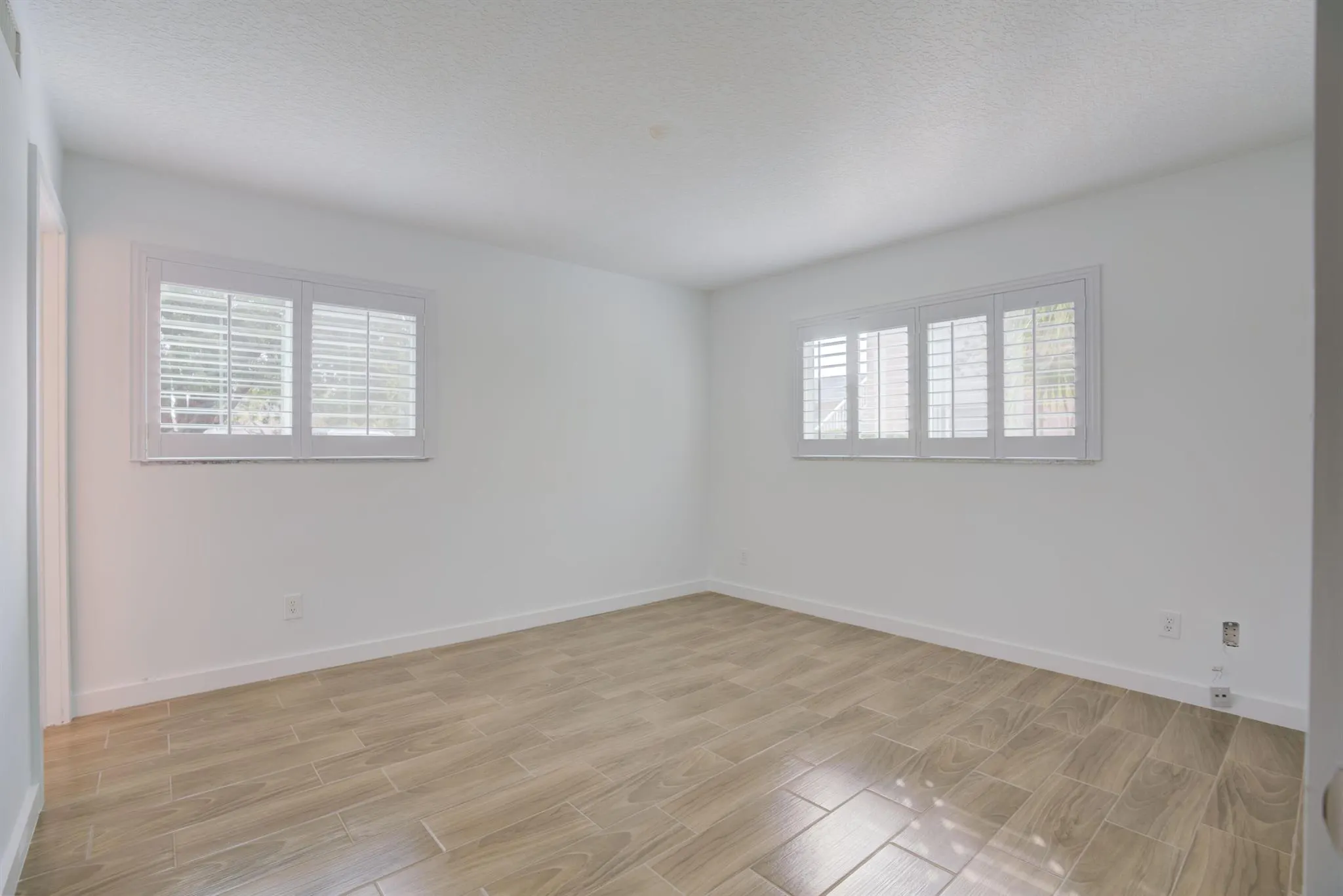 18081 SE Country Club Drive, #101