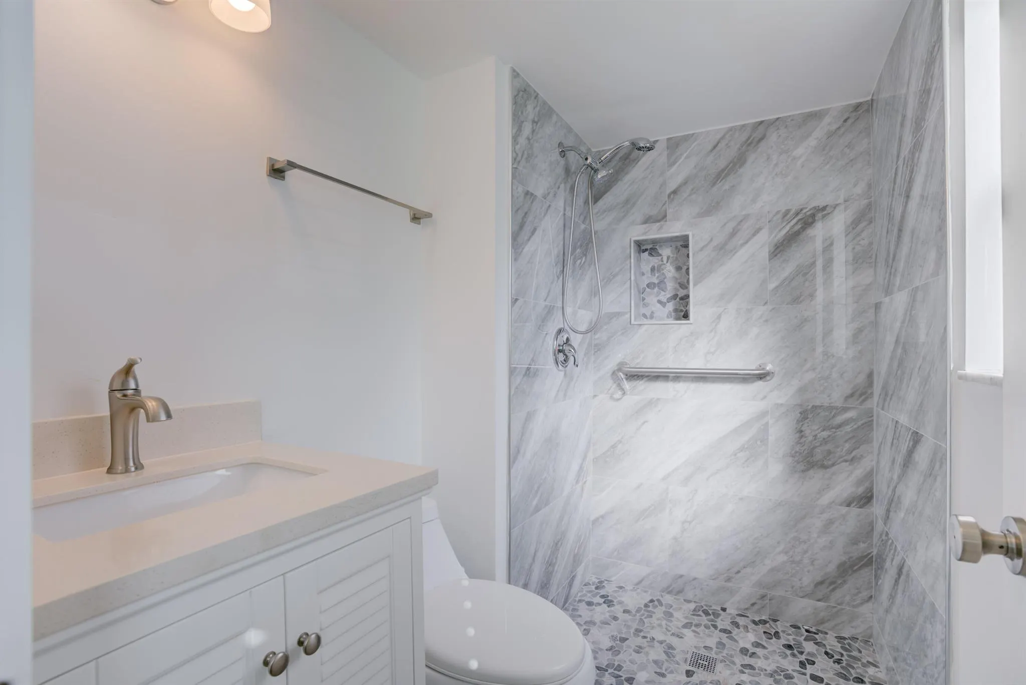 18081 SE Country Club Drive, #101