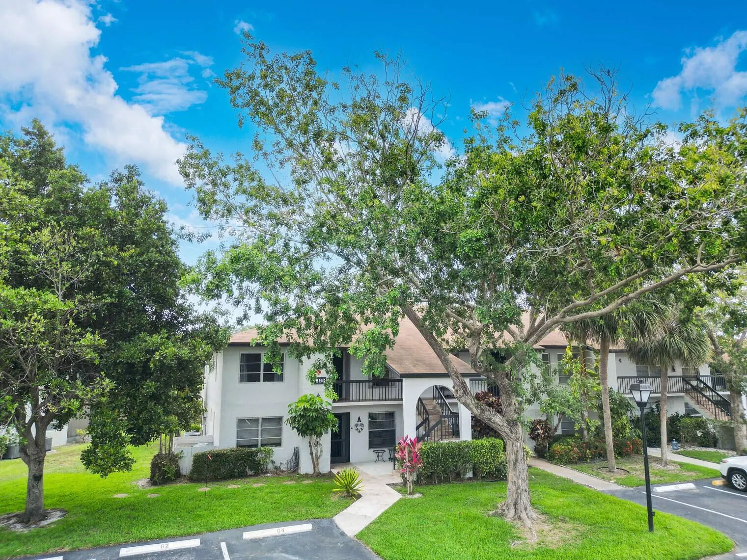5890 Sugar Palm Court, #E