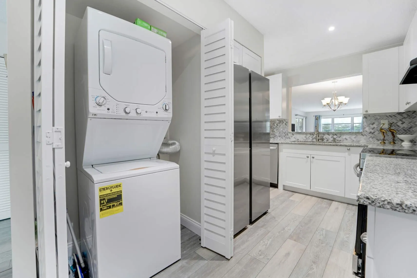 5890 Sugar Palm Court, #E