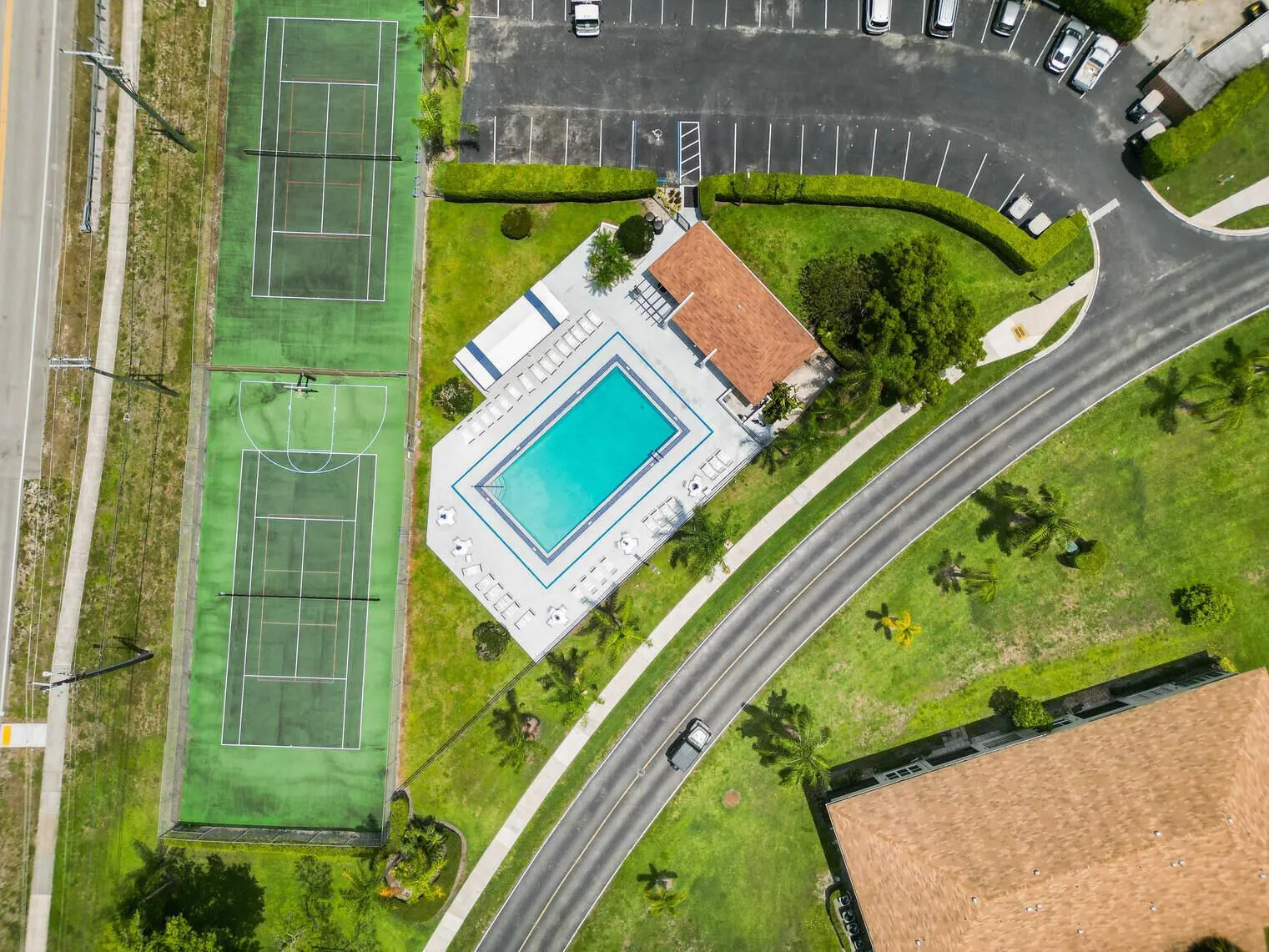 5890 Sugar Palm Court, #E