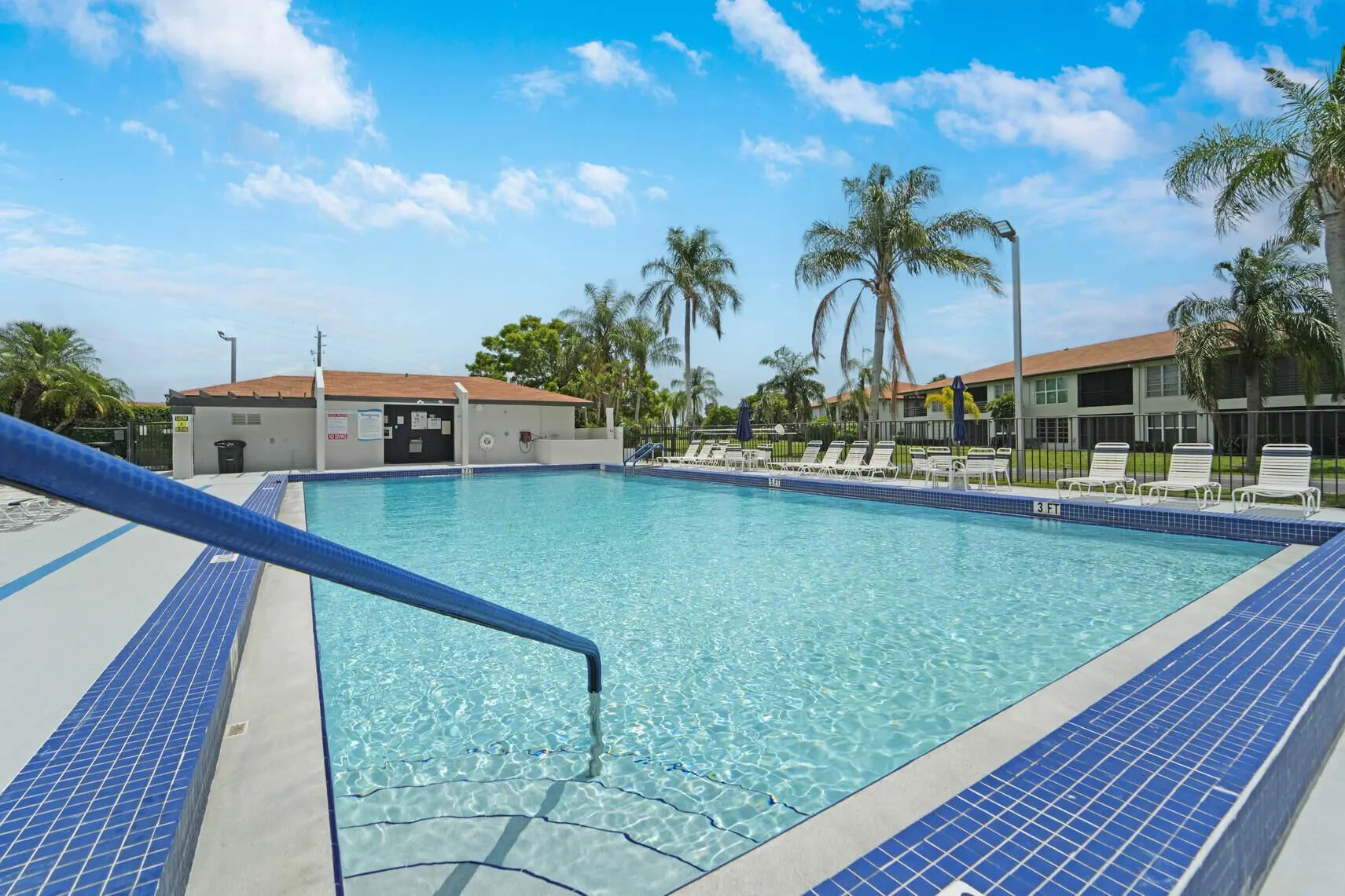 5890 Sugar Palm Court, #E