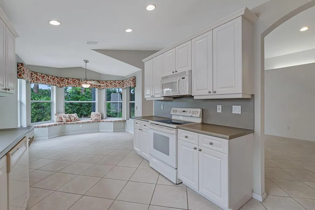 8761 Arbor Walk Drive