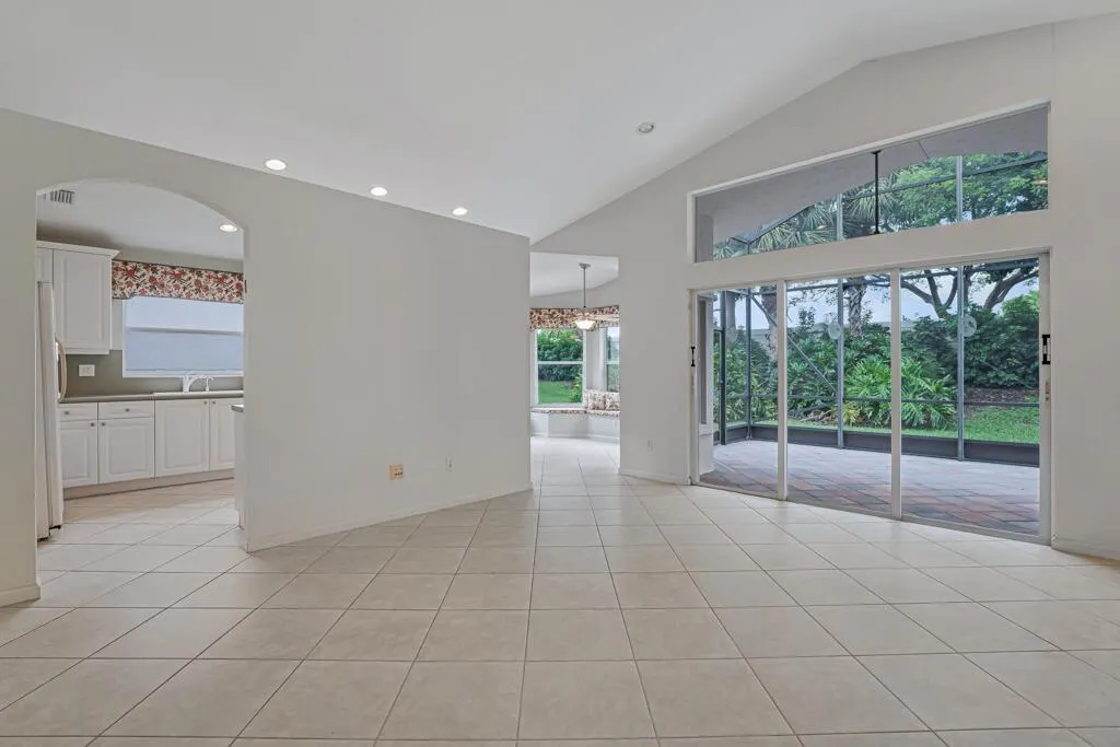 8761 Arbor Walk Drive