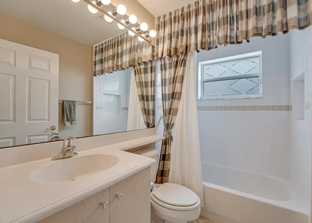 8761 Arbor Walk Drive