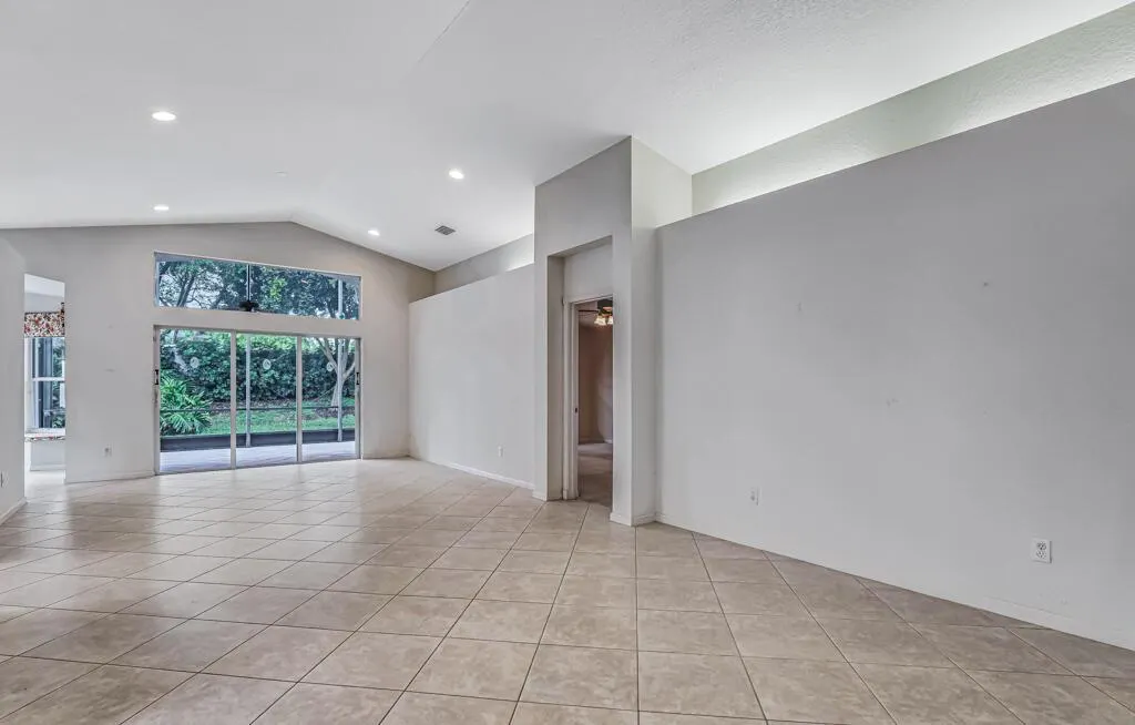 8761 Arbor Walk Drive