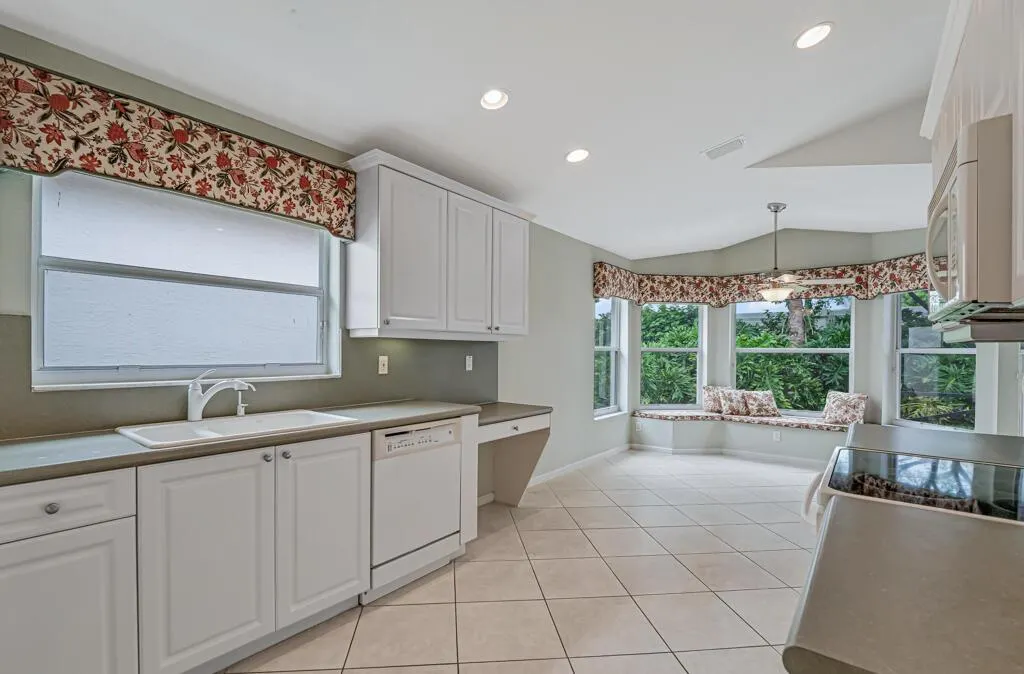 8761 Arbor Walk Drive