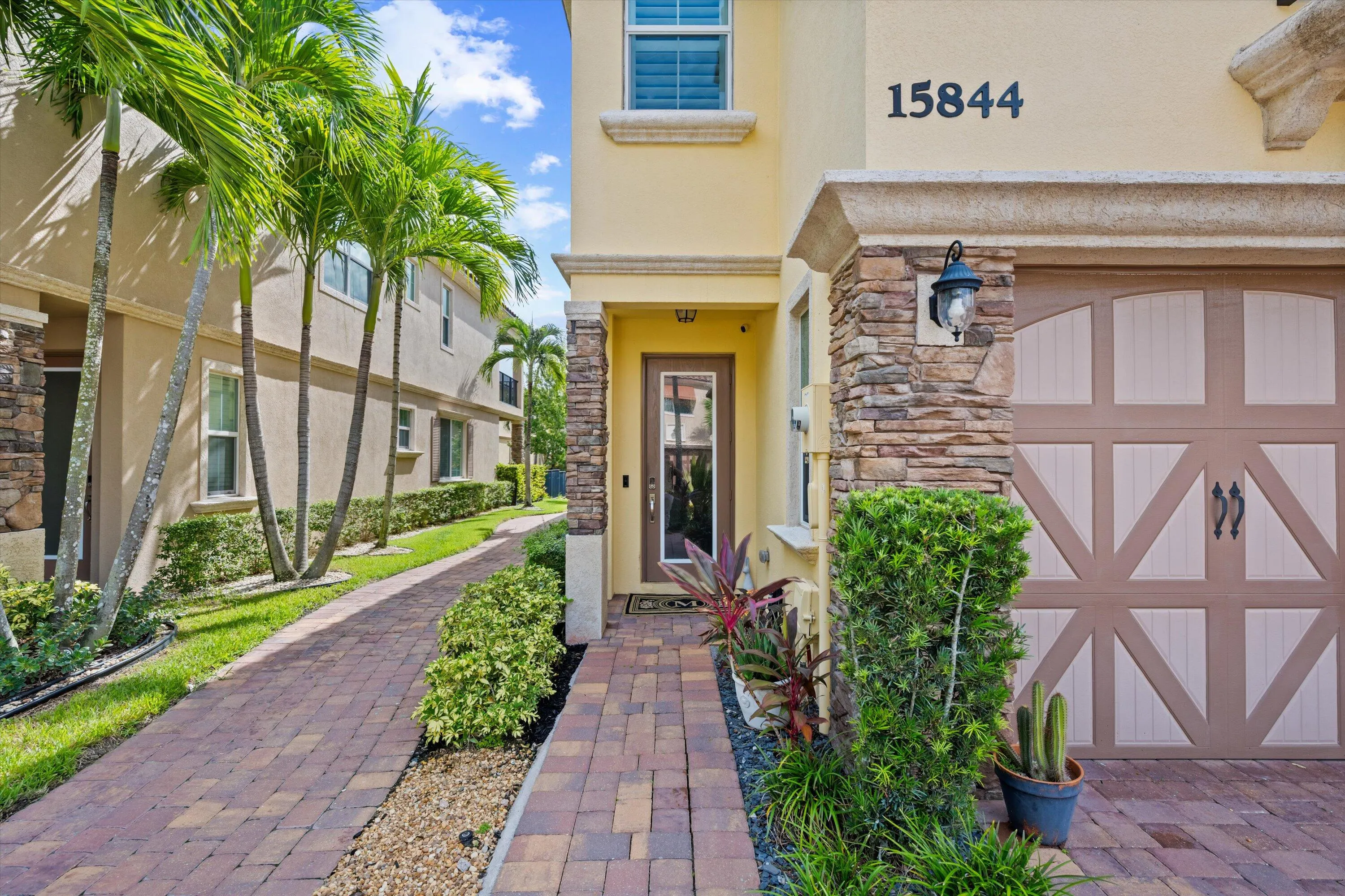 15844 Binks Pointe Terrace