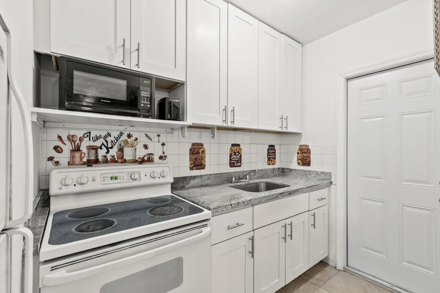 1021 NE 24 Avenue, #12