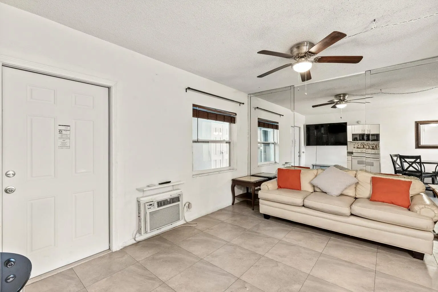 1021 NE 24 Avenue, #12