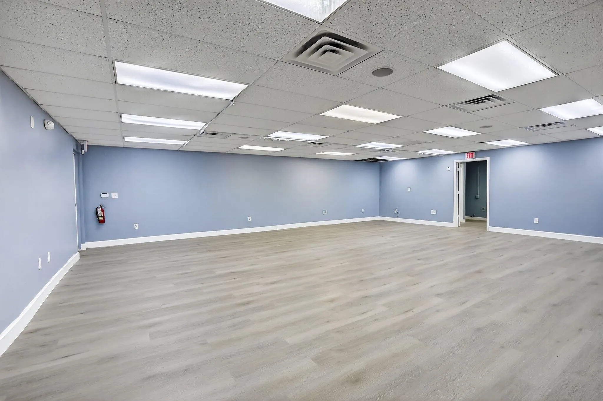 3157 N University Drive, #106, 107-108