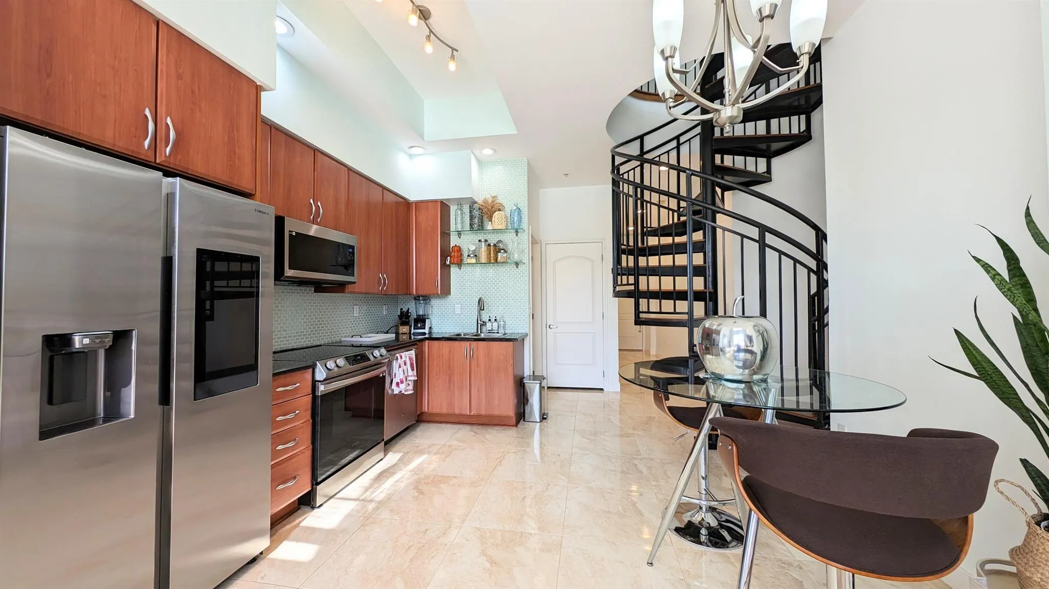 801 S Olive 403 Avenue, #403