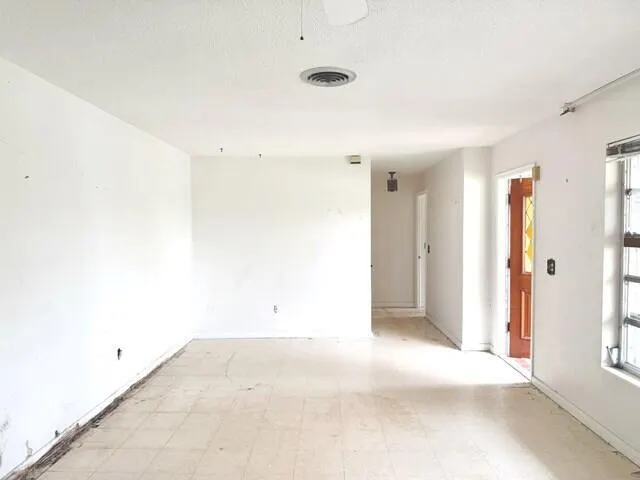 2400 Bimini Drive