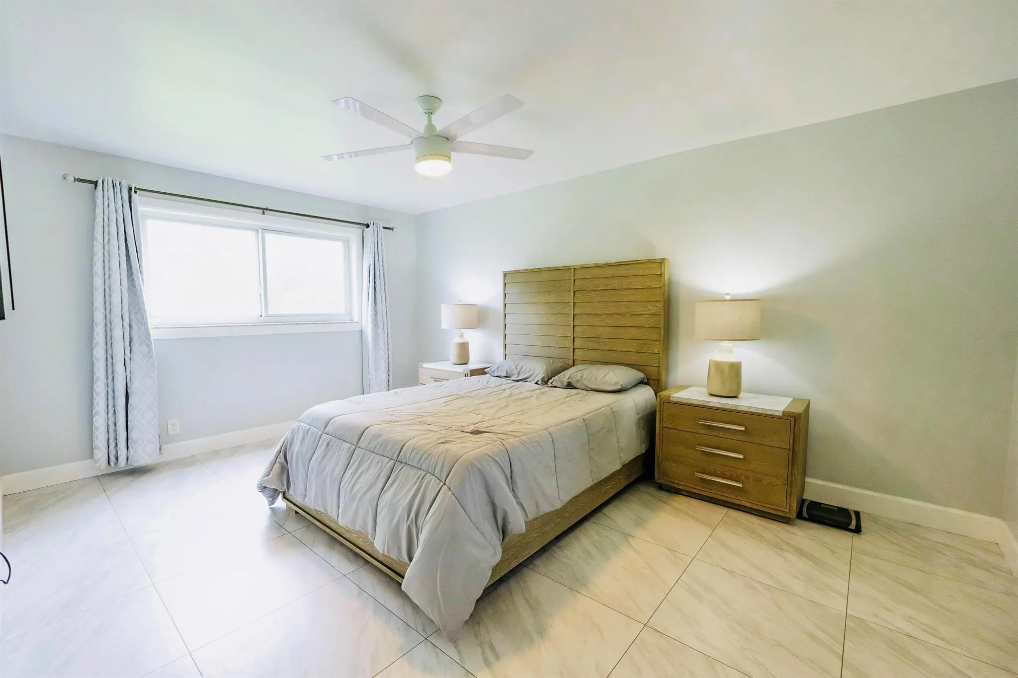 725 Lori Drive, #212