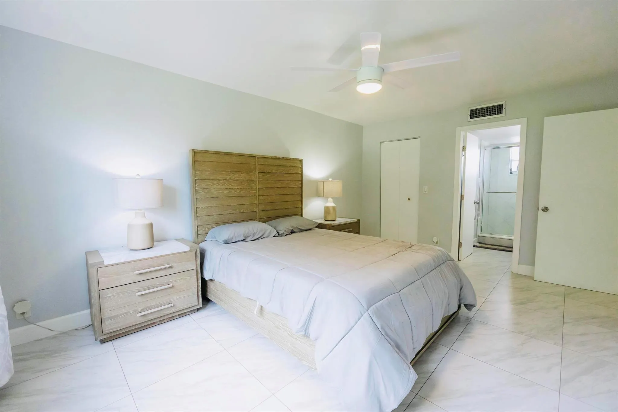 725 Lori Drive, #212