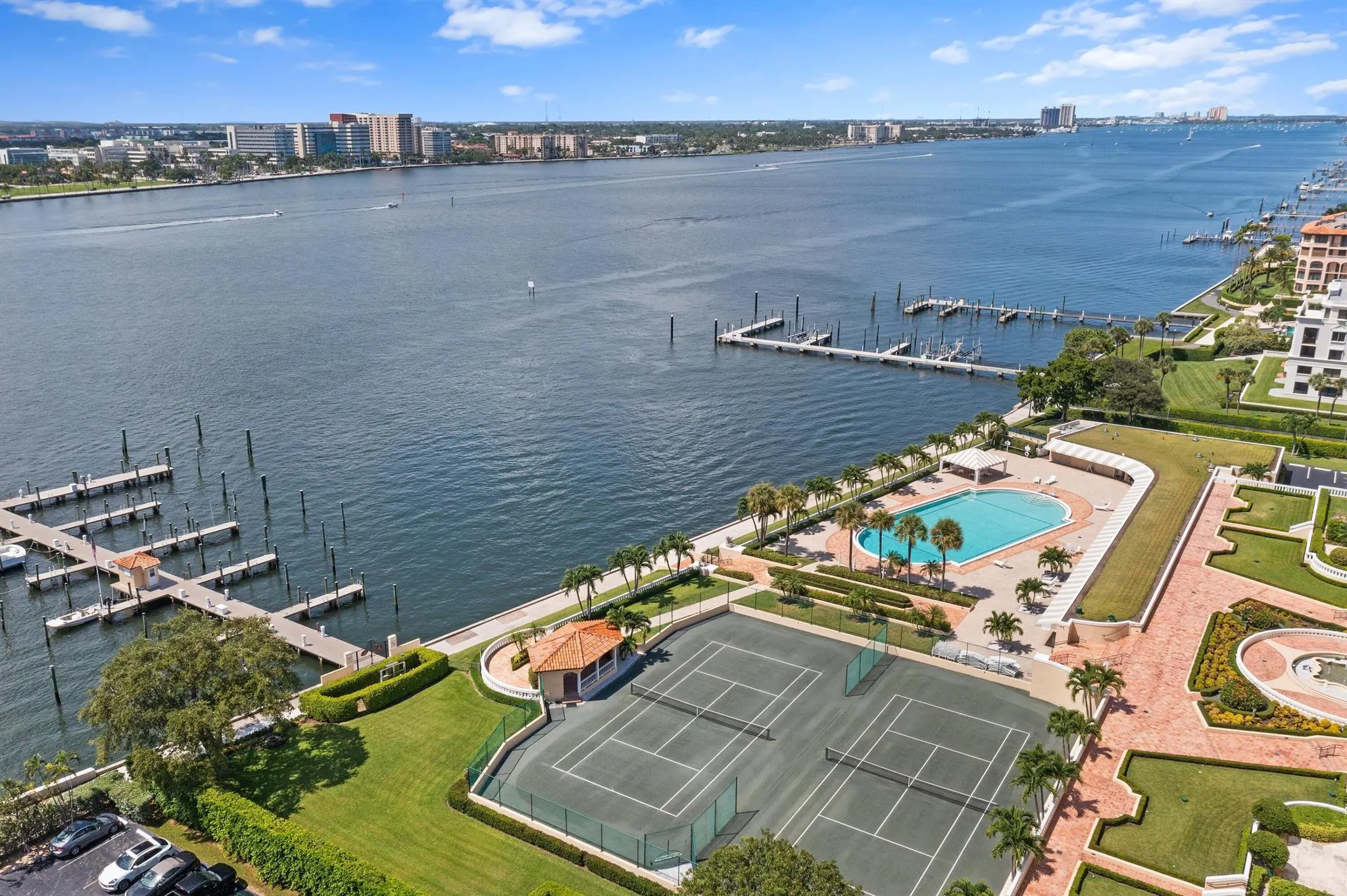 150 Bradley Place, #112