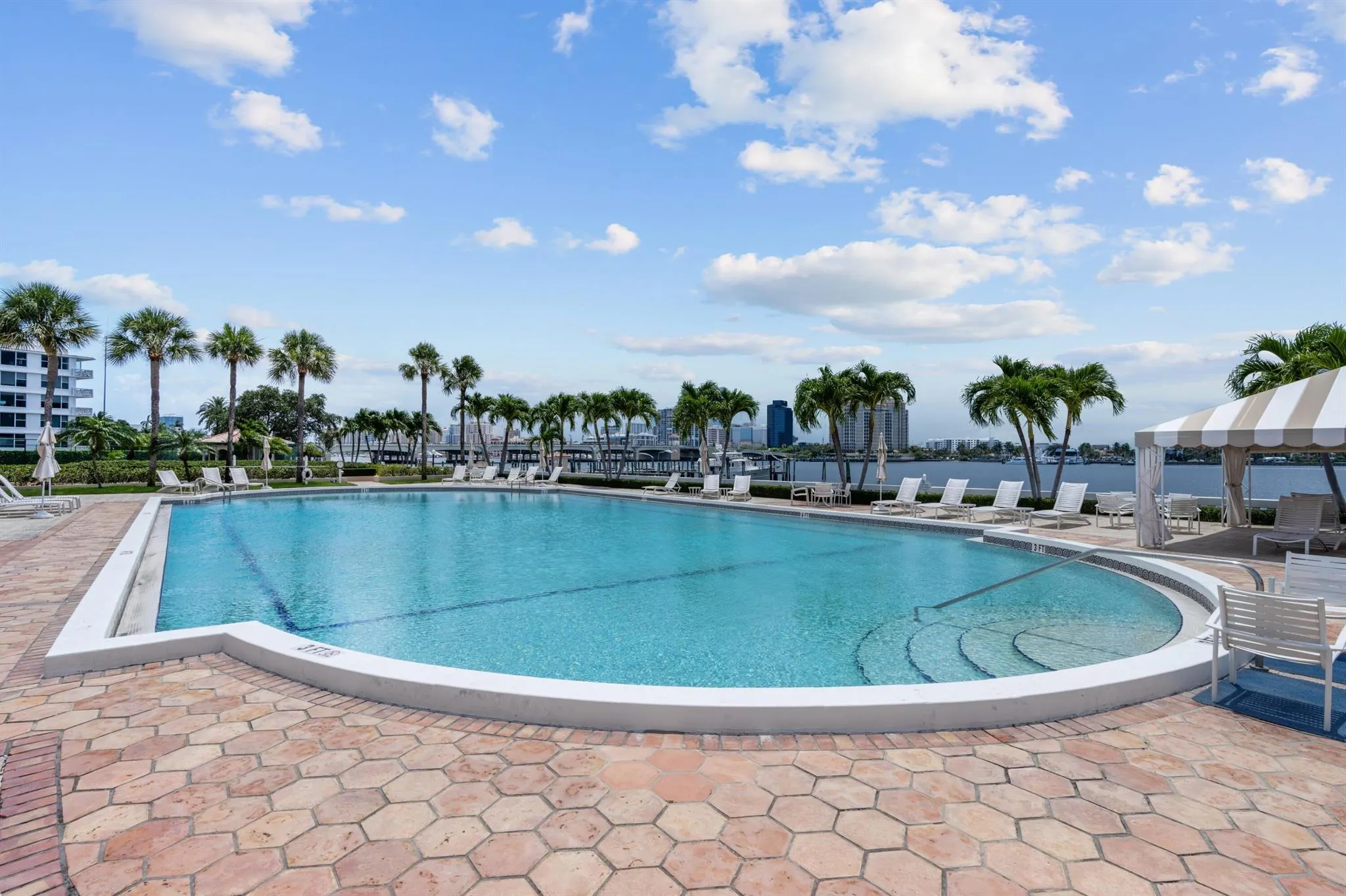 150 Bradley Place, #112