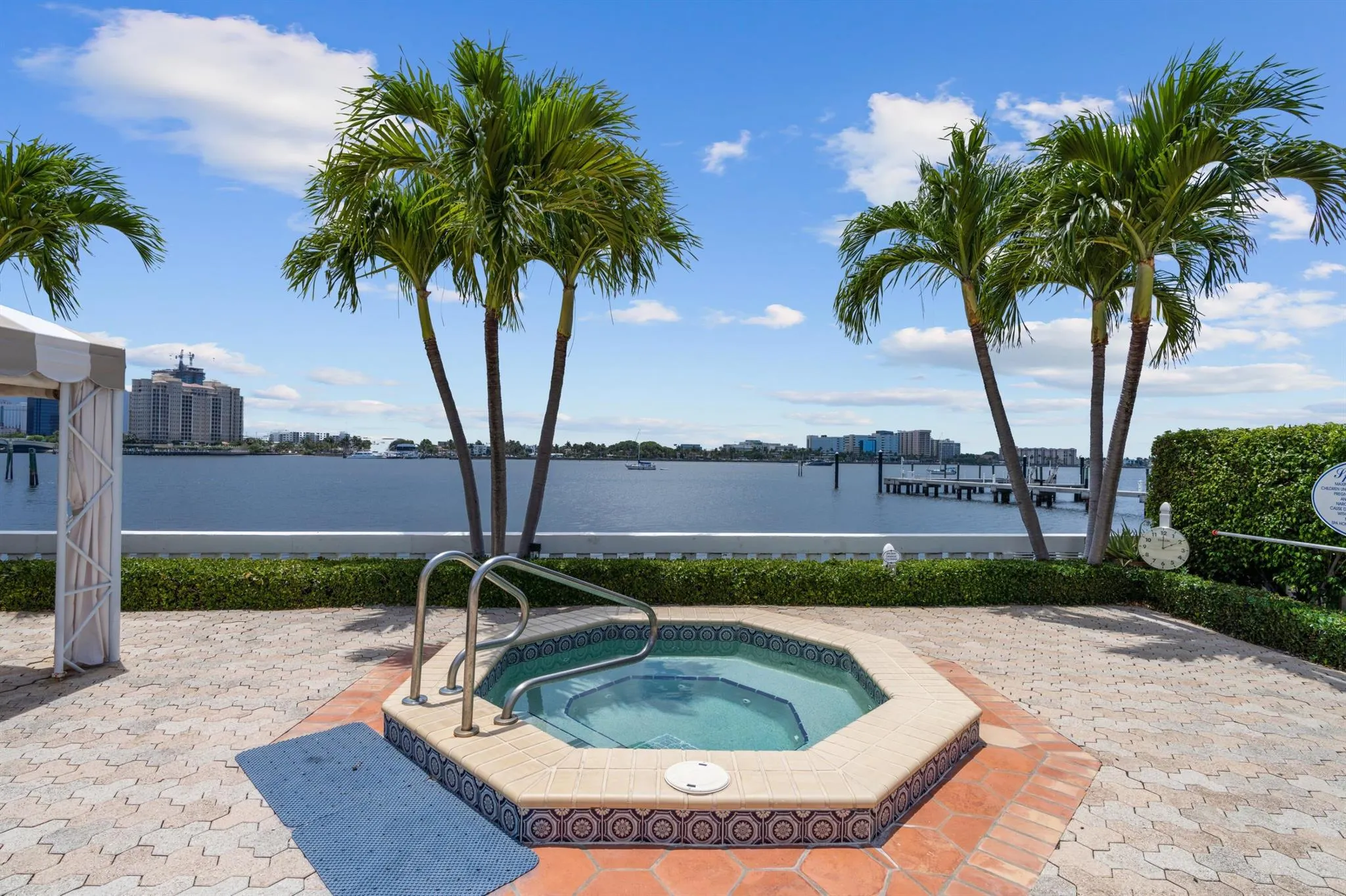 150 Bradley Place, #112