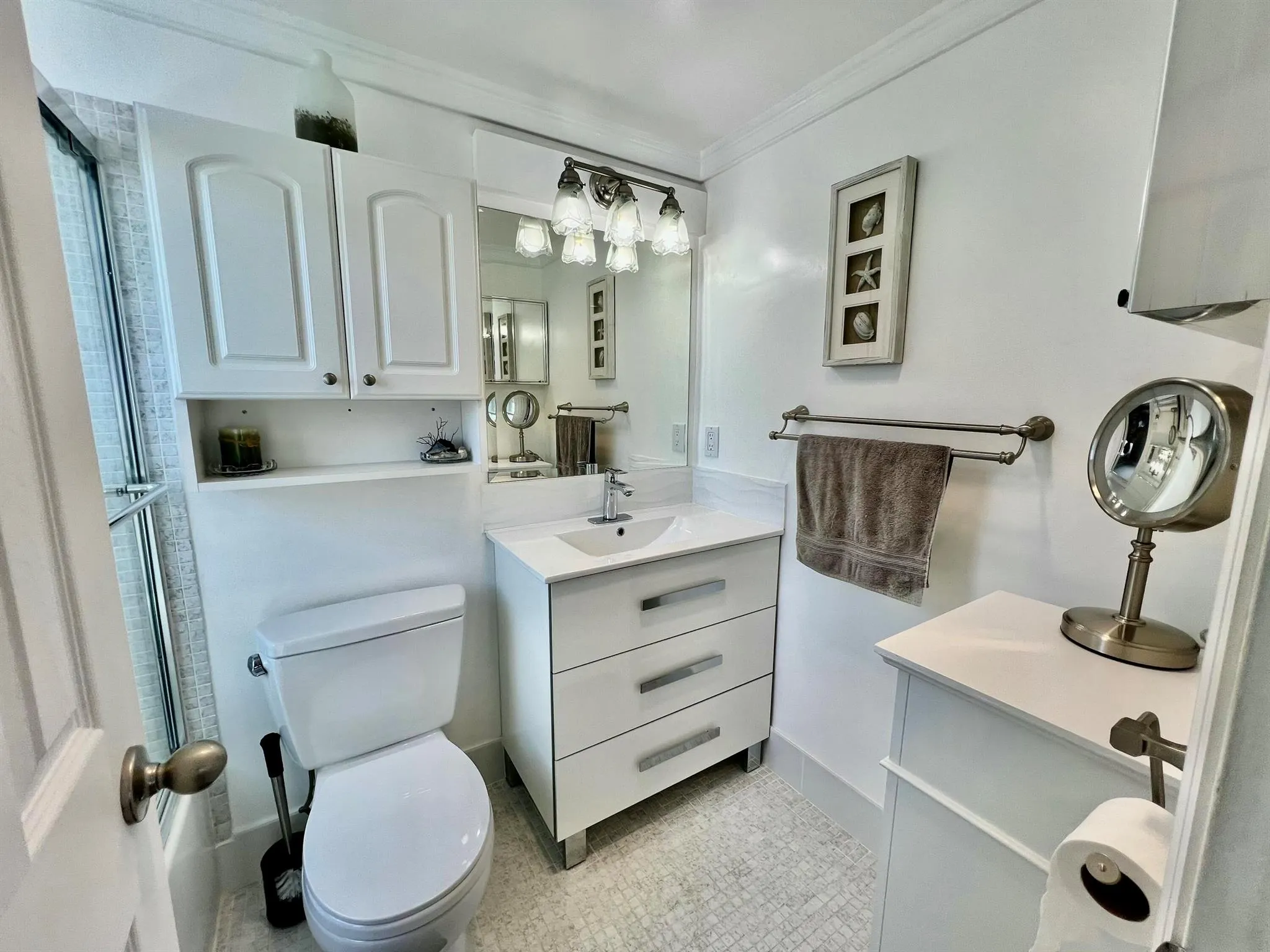 225 Westbury L, #225
