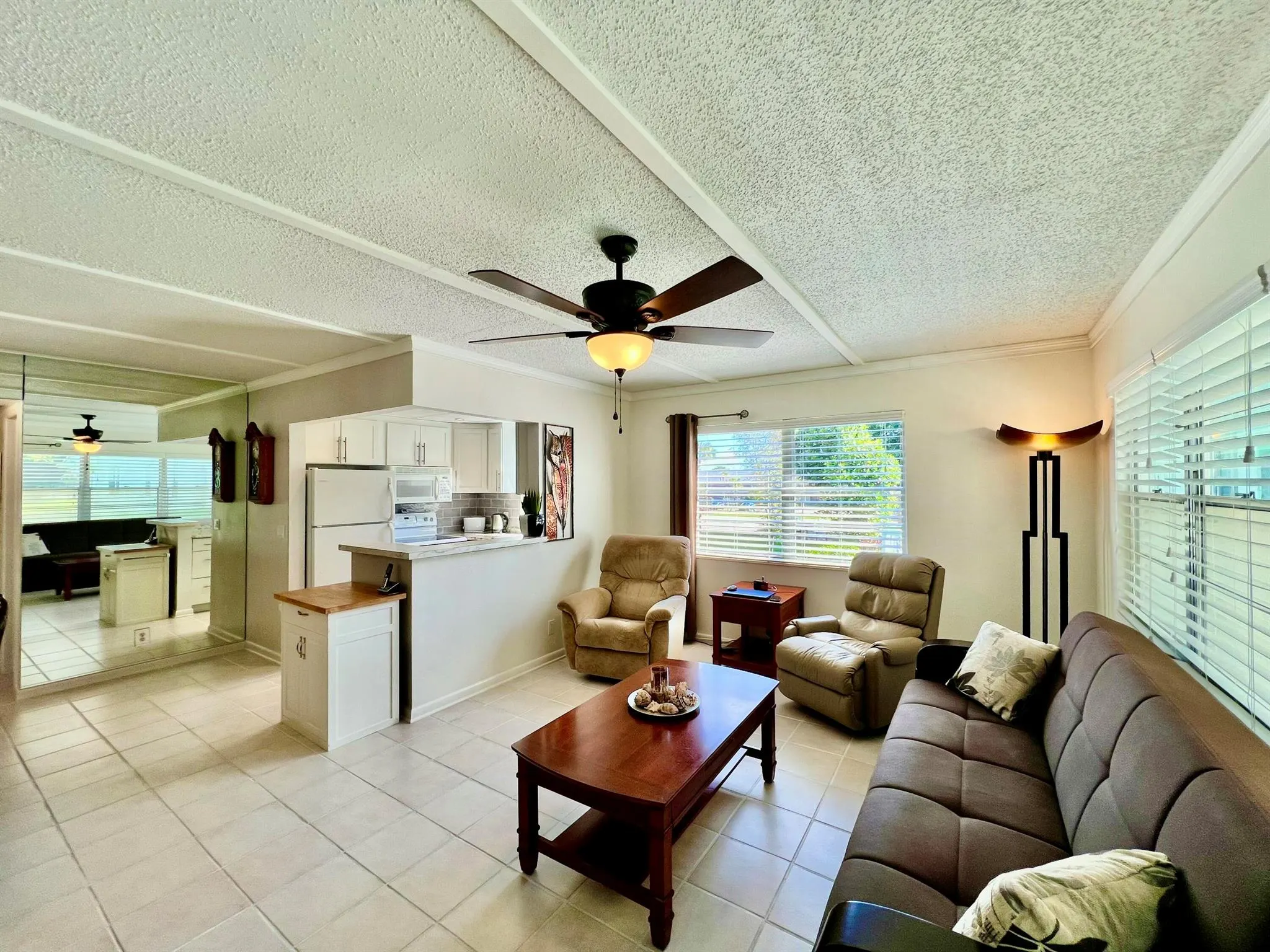 225 Westbury L, #225
