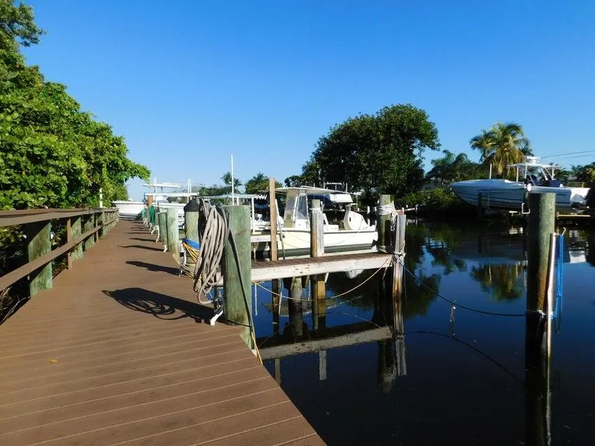 741 Hummingbird Way, #8