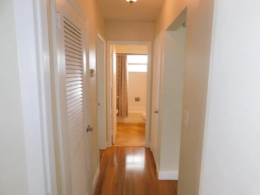 741 Hummingbird Way, #8