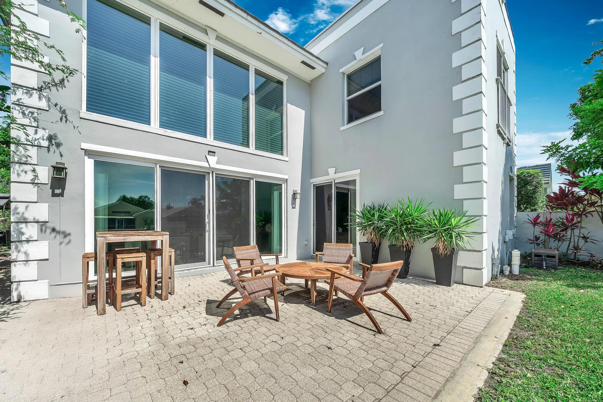 23281 Butterfly Palm Court