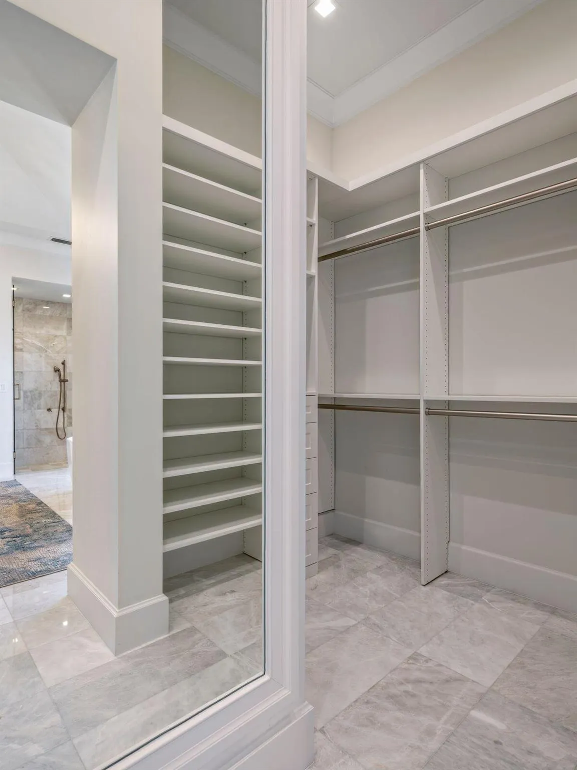 2913 Bluewater Cove