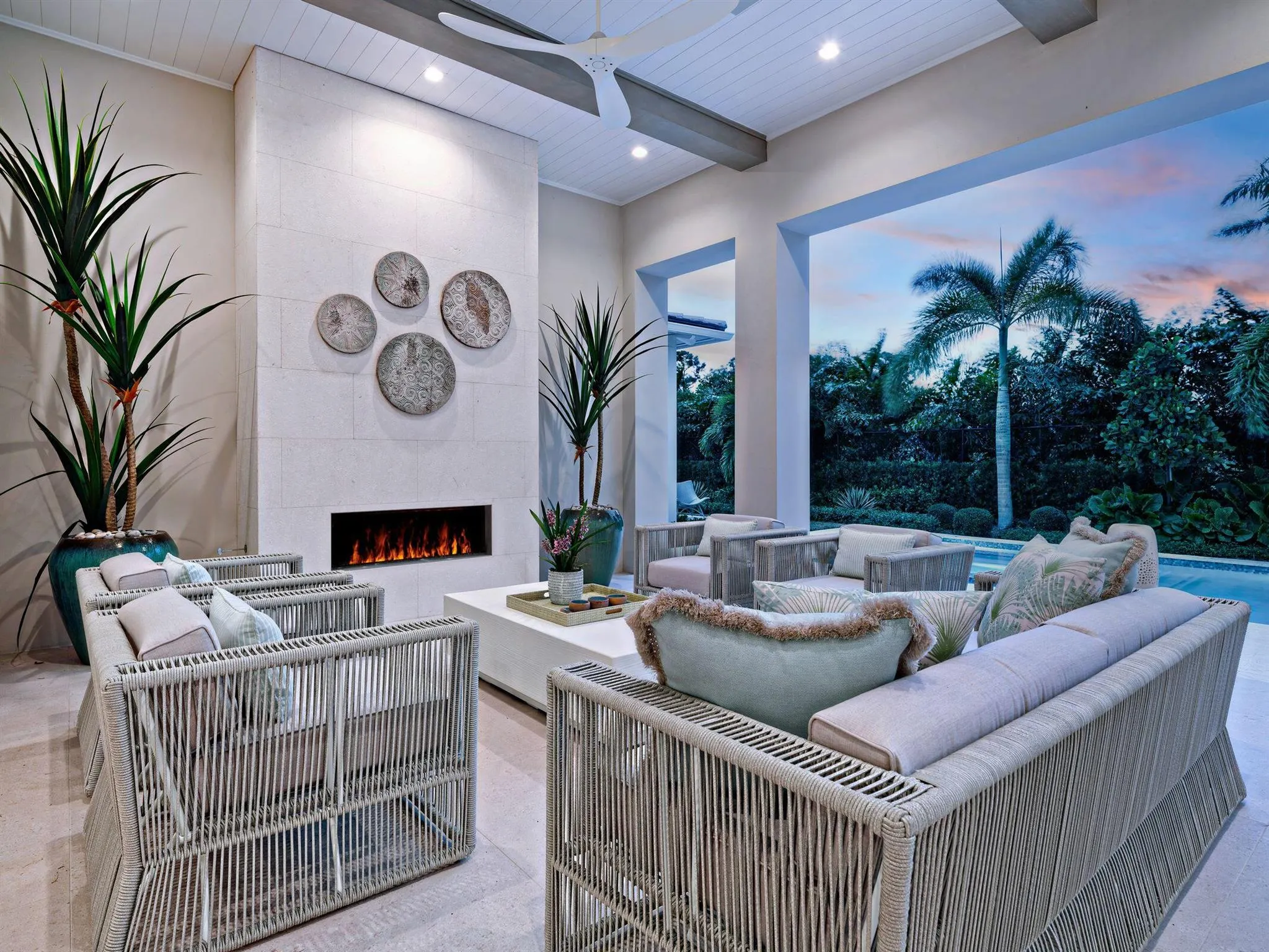 2913 Bluewater Cove