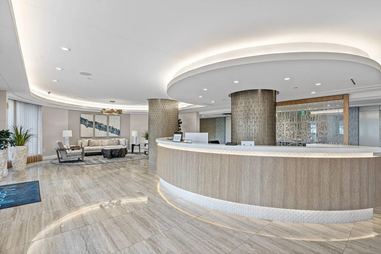 250 S Ocean Boulevard, #11c