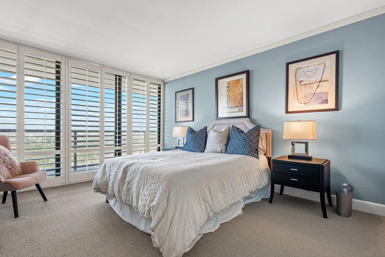 250 S Ocean Boulevard, #11c
