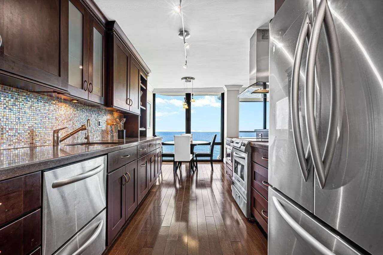250 S Ocean Boulevard, #11c