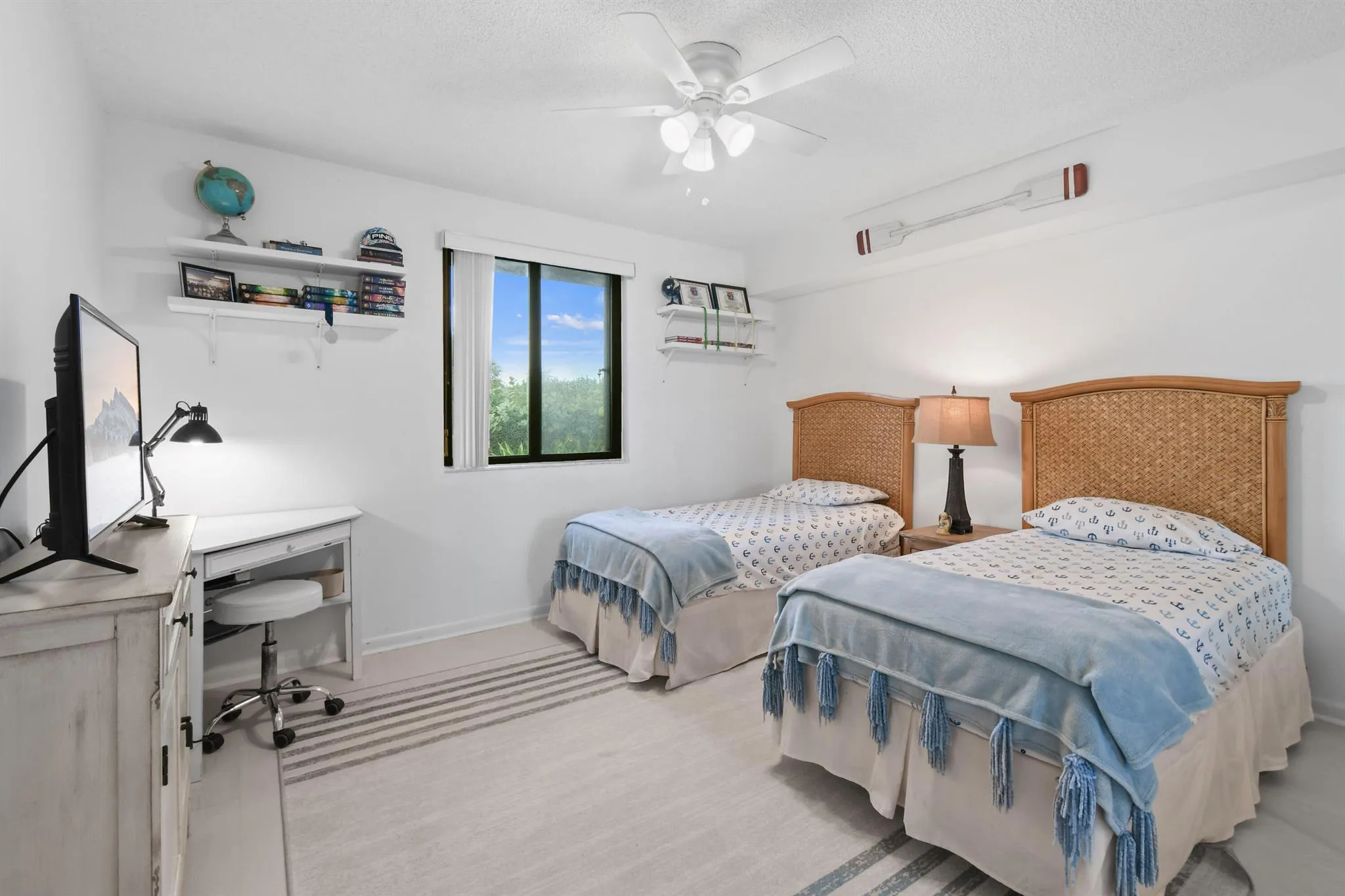 101 S Seas Drive, #101