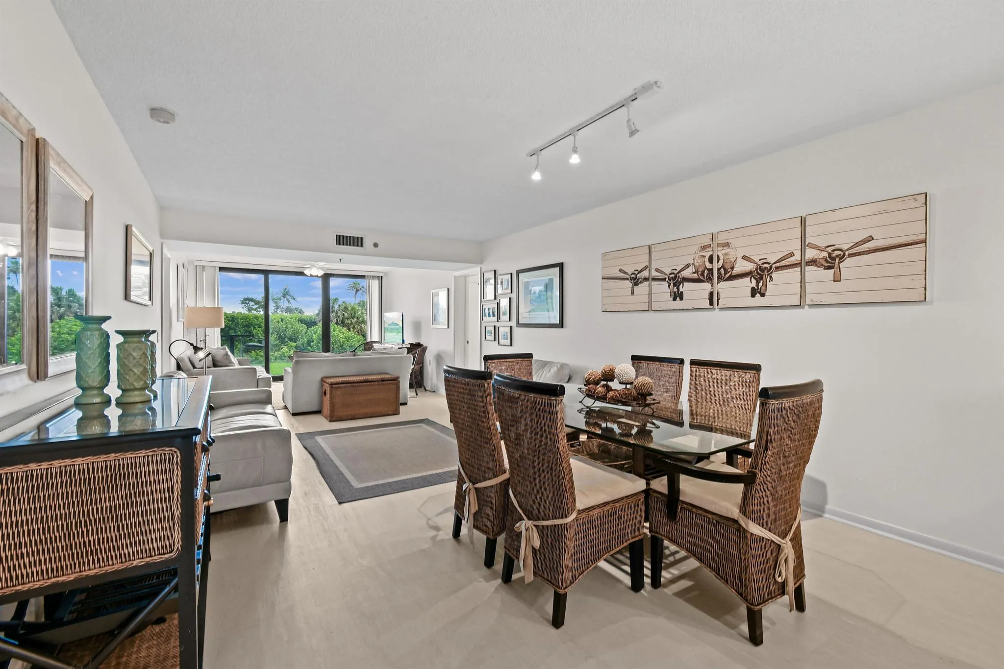 101 S Seas Drive, #101