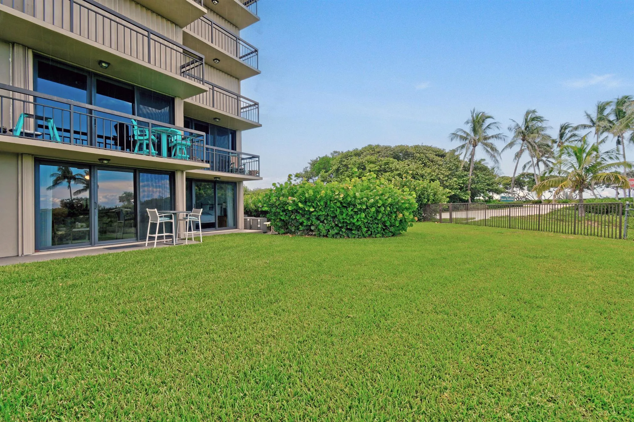 101 S Seas Drive, #101