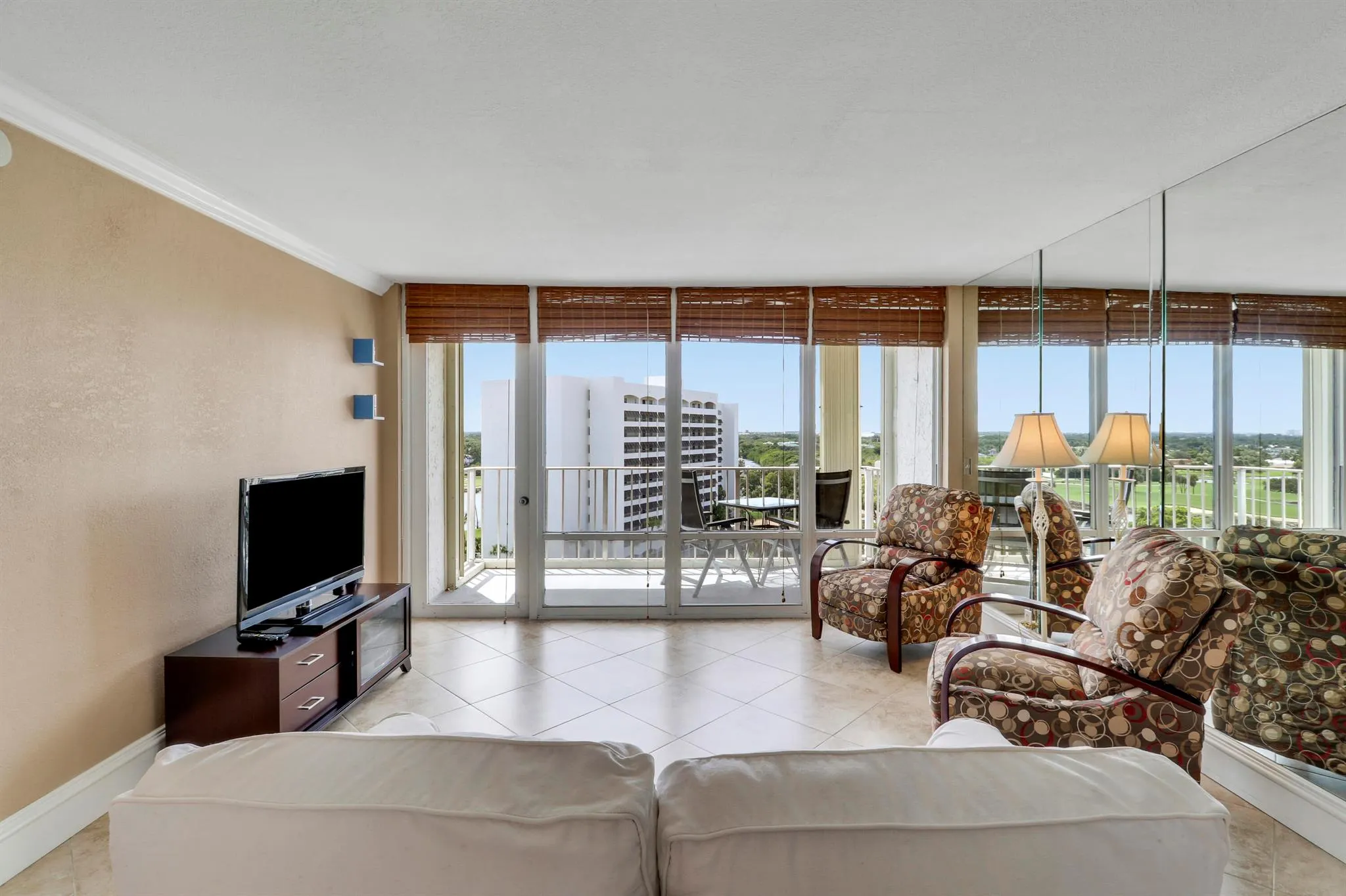 336 Golfview Road, #1016