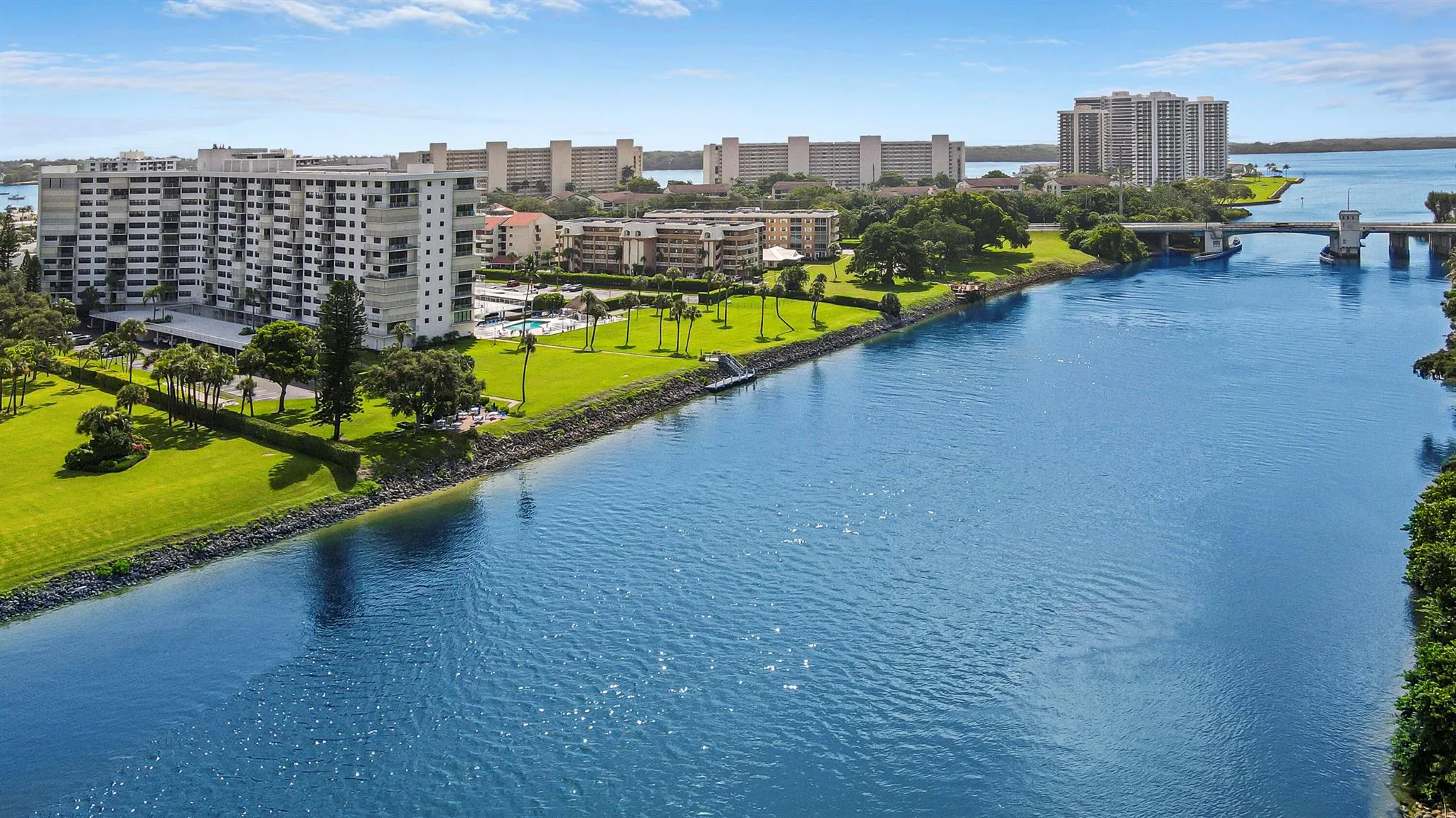 336 Golfview Road, #1016