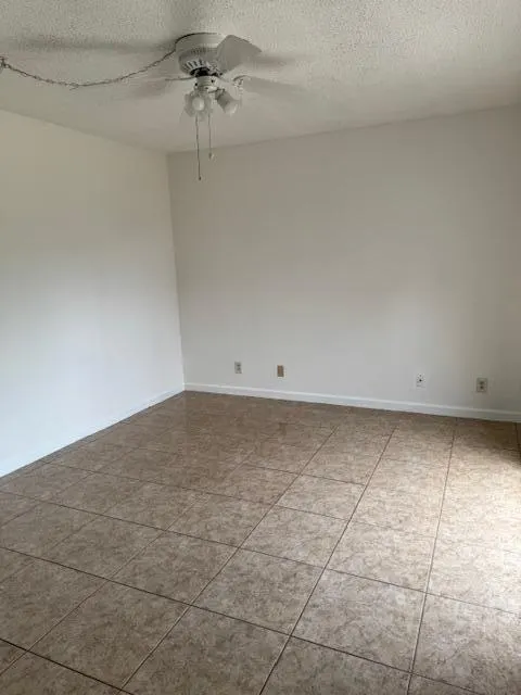 15 Lake Arbor Drive