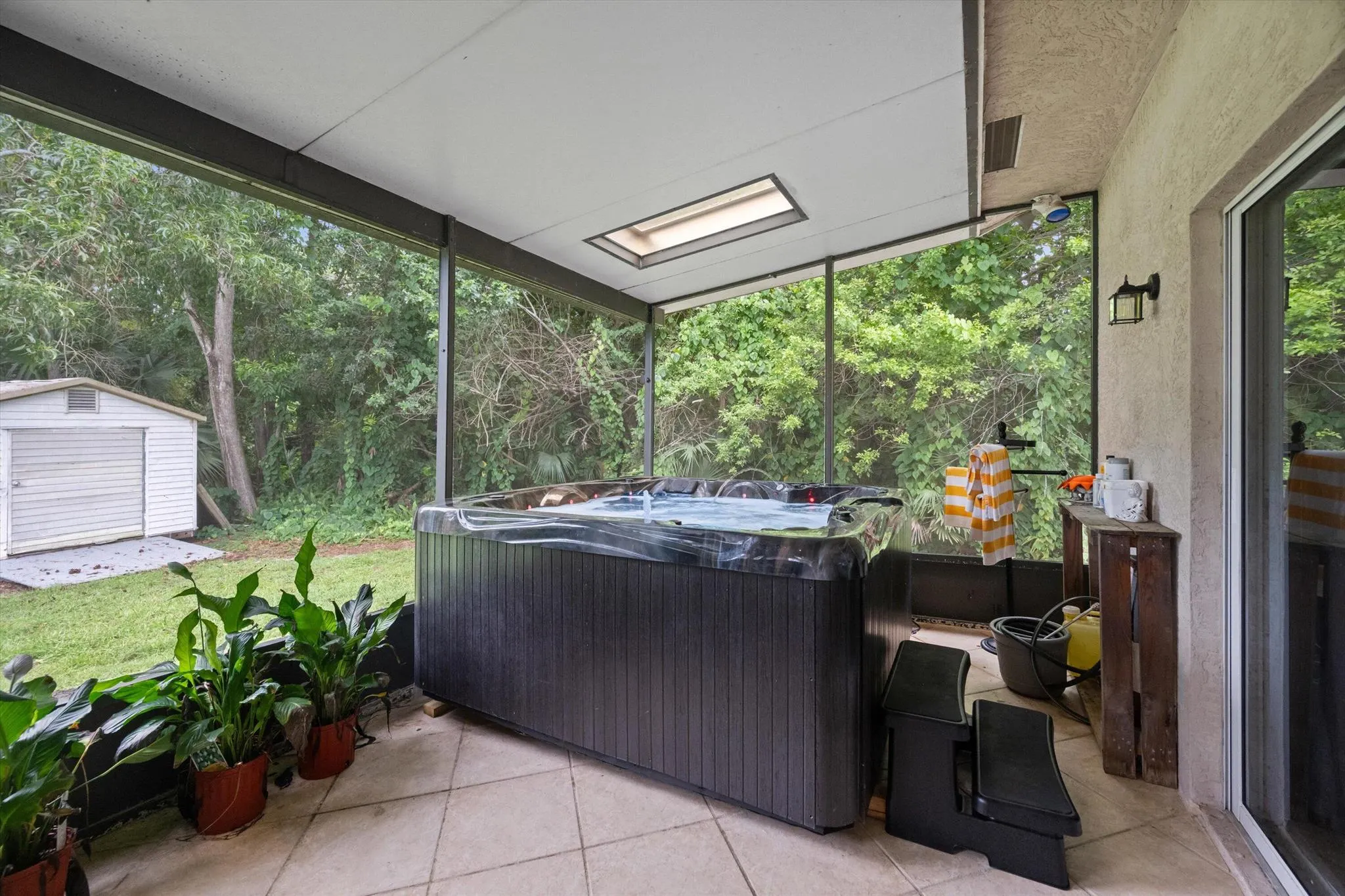 10771 154th Road N