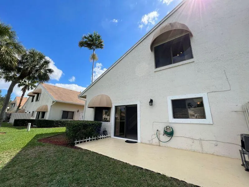 10225 NW 33rd Street
