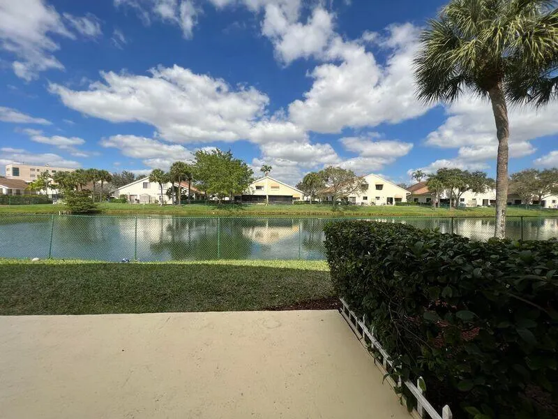 10225 NW 33rd Street