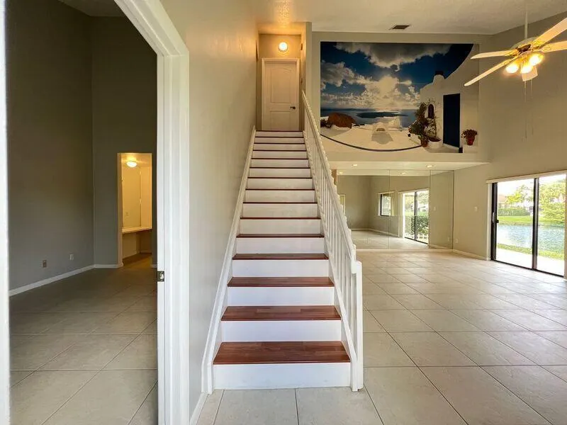 10225 NW 33rd Street