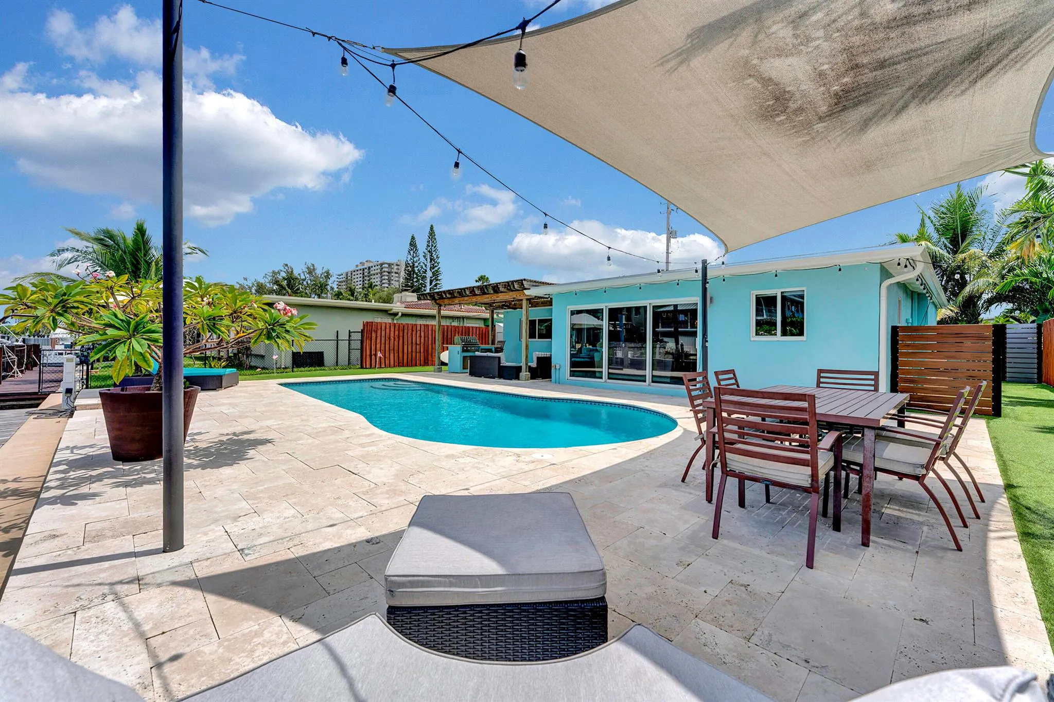 2291 SE 15th Street