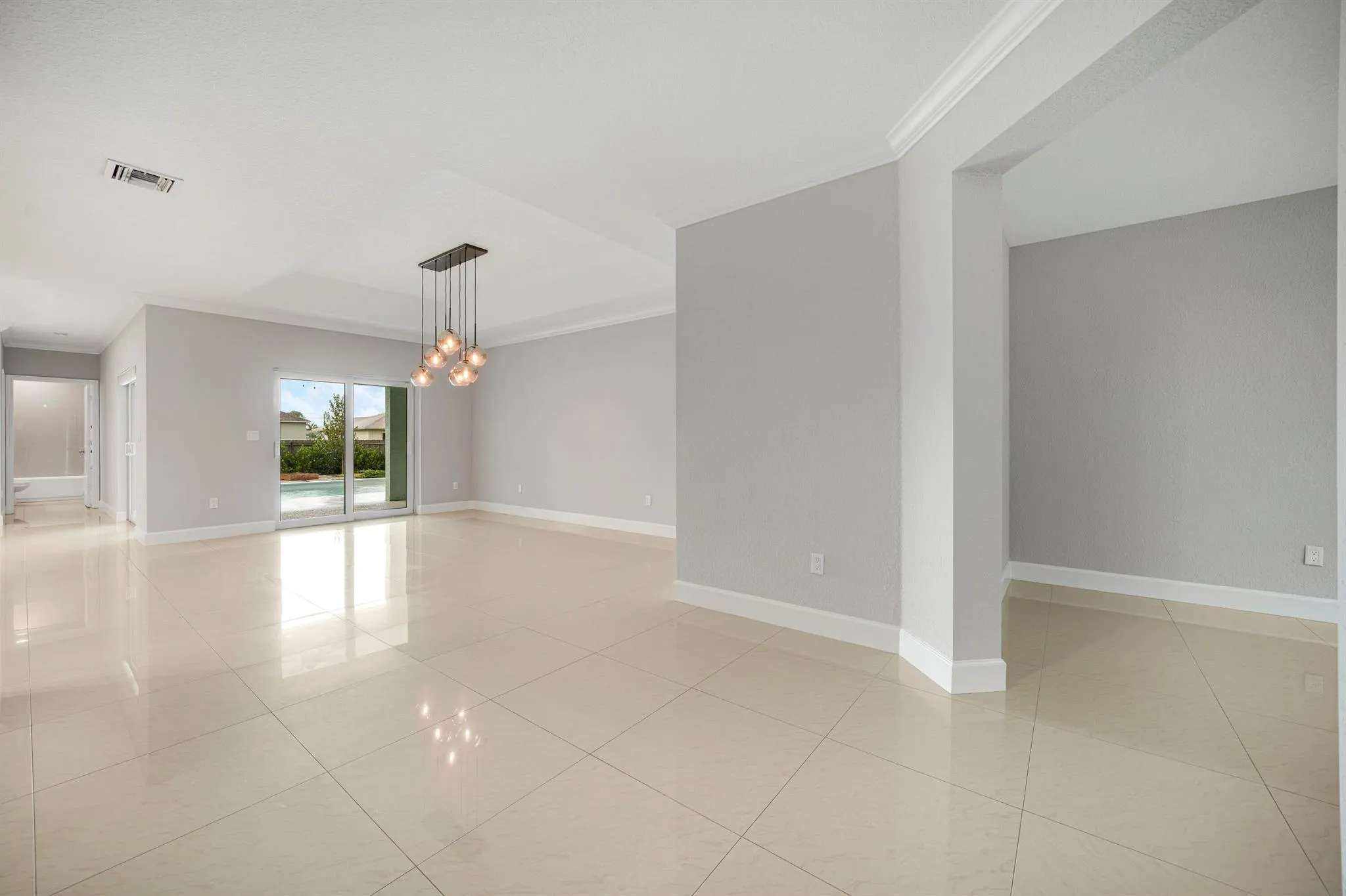 1465 SW Edinburgh Drive