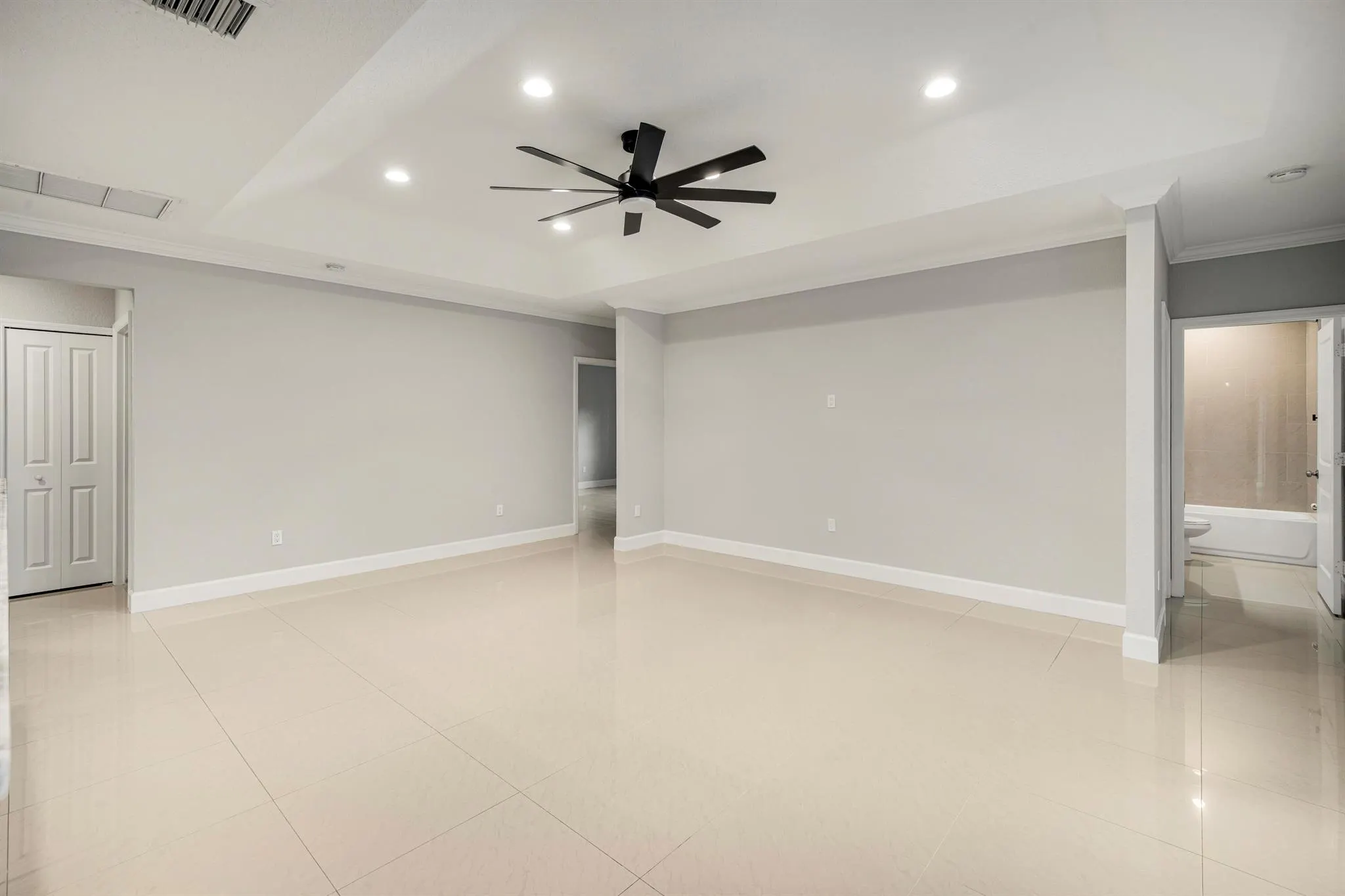 1465 SW Edinburgh Drive