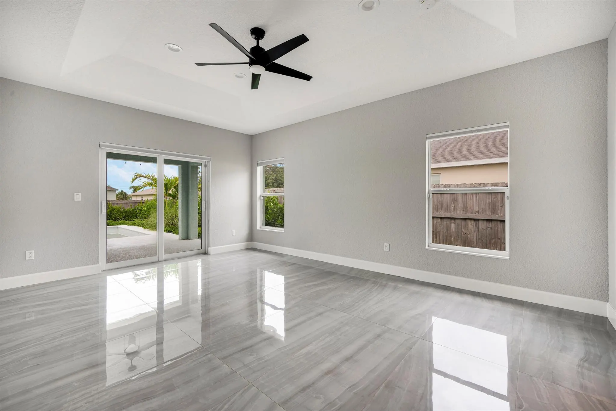 1465 SW Edinburgh Drive